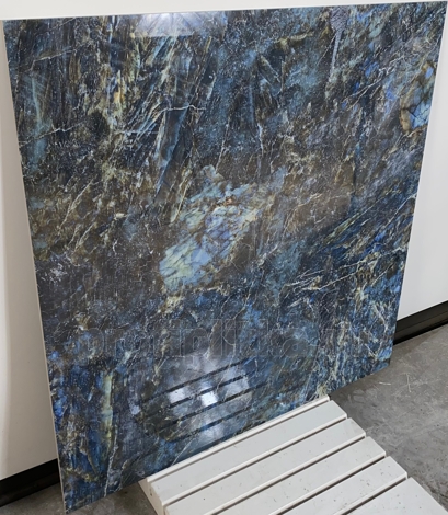 Керамогранит Vivid Blue Labradorite pulido 89,46x89,46 фото 2