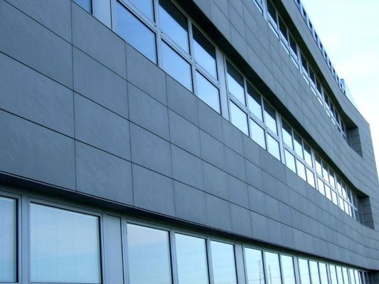 Российский грес как конкурент итальянскому Российский грес как конкурент итальянскому
