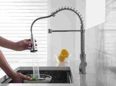 Aquatek Европа смеситель для кухни с гибким выдвижным изливом фото 4