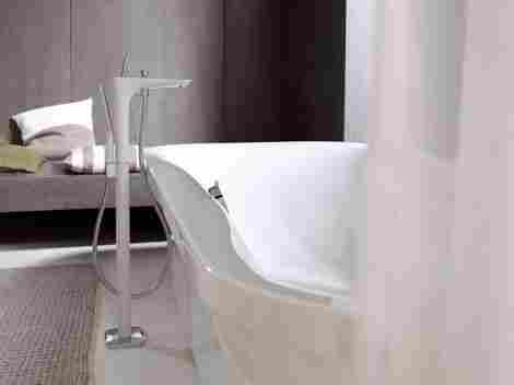 Hansgrohe PuraVida смеситель для ванны с душем, напольный/белый 15473400 фото 4